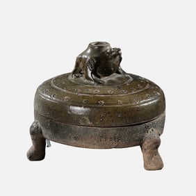 Chinese Celadon Tripod Inkstone, Northern and Southern Dynasties