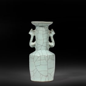 Chinese Southern Song Dynasty Longquan official kiln celadon two-eared vase