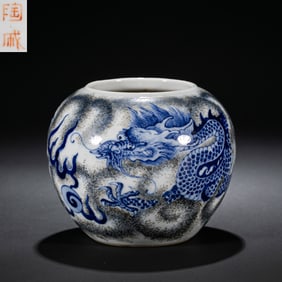 Chinese Qing Dynasty Blue and White Dragon Pattern Water Jar