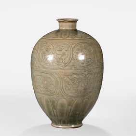 Chinese Northern Song Dynasty Yaozhou kiln green glaze plum vase