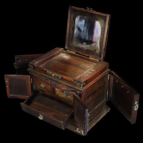 Chinese Huanghuali wood dressing box, Qing Dynasty