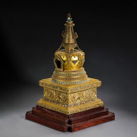 Chinese Qing Dynasty Gilded Bronze Pagoda with Gemstones