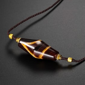 Agate necklace from the 10th century AD