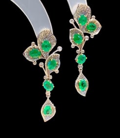 GUILD 18K gold diamond inlaid natural emerald earrings