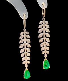 GUILD 18K gold diamond inlaid natural emerald earrings