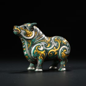 Bronze ox inlaid with gold and silver, from about 500 BC onwards