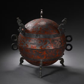 Painted bronze tripod from around 500 BC