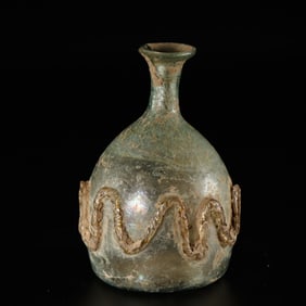 Tang Dynasty 7th century glass bottle