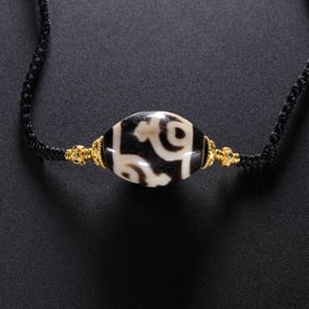 A group of pure gold animal ornaments from the Kushan Empire, circa 100 AD