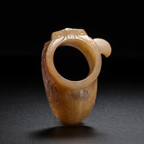 Hetian jade thumb ring from the Han Dynasty, 100-200 BC