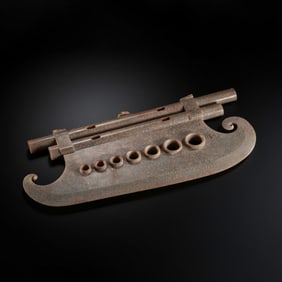 Hetian jade axe from the Han Dynasty, 100-200 BC