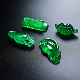 A set of jadeite pendants from the 18th and 19th centuries