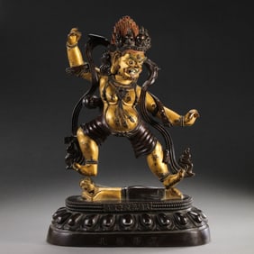 Buddha statues in the Six-Rank Buddhist Tower of the Qianlong Period of the Qing Dynasty