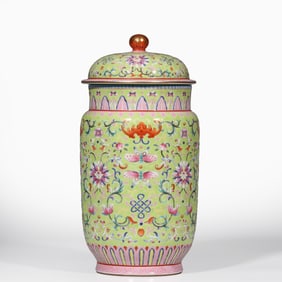 Qing Jiaqing Green Ground Famille Rose Lotus Design Zhuang Jar