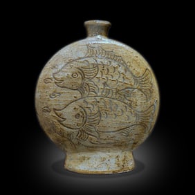 Silla period green glaze flat bottle