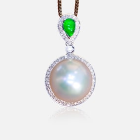 CGRL 18K gold diamond pendant with natural pearls