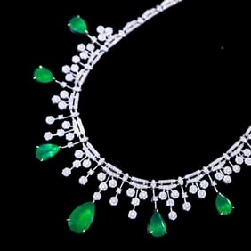 CGRL 18K gold diamond necklace with natural emerald