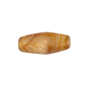 ANTIQUE HIMALAYAN TIBETAN BANDED AGATE BEAD NATURAL STRIATIONS