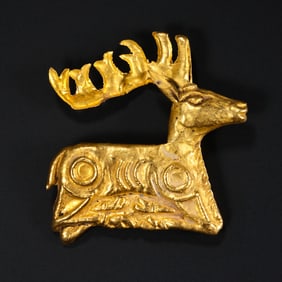 ANCIENT ROMAN GOLD ORNAMENT IN THE SHAPE OF A DEER, 1000 AD OR EARLIER