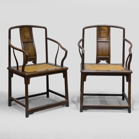 A PAIR OF CHINESE QING DYNASTY HUANGHUALI OFFICIAL HAT CHAIRS