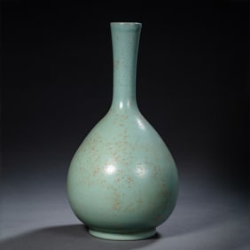 CHINESE SONG DYNASTY CELADON LONG-NECKED VASE