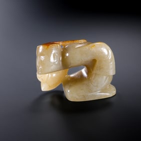 CHINESE HAN DYNASTY WHITE JADE DANCER