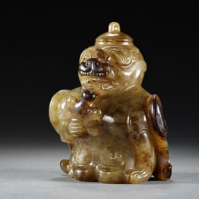 CHINESE HAN DYNASTY WHITE JADE BEAR