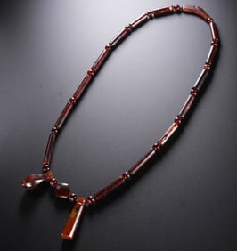 CHINESE LIAO DYNASTY AGATE NECKLACE