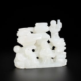 A CHINESE QING DYNASTY HETIAN WHITE JADE CARVING