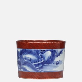 CHINESE QING DYNASTY YONGZHENG PERIOD BLUE AND WHITE FIGURE STORY BRUSH HOLDER