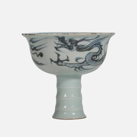 CHINESE YUAN DYNASTY BLUE AND WHITE DRAGON STEM CUP