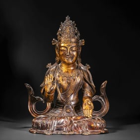 CHINESE MING DYNASTY GILT BRONZE SEATED BUDDHA