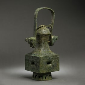 BRONZE VASE WITH HANDLE AND LID, SHANG AND ZHOU DYNASTIES, CHINA