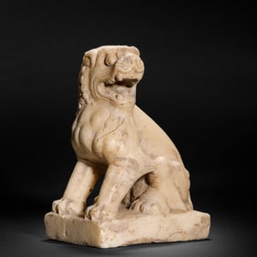 CHINESE TANG DYNASTY WHITE JADE LION