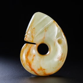 NEOLITHIC PERIOD, CHINA, HONGSHAN CULTURE, JADE PIG DRAGON