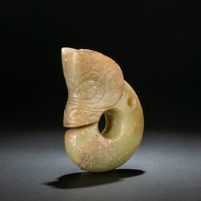 NEOLITHIC PERIOD, CHINA, HONGSHAN CULTURE, JADE PIG DRAGON