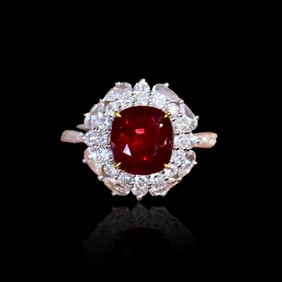CGRL 18KGOLD DIAMOND AND RUBY RING