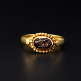 Ancient Roman 18K Solid Gold Signet Ring – Garnet Intaglio with Intricately Carved Deer Motif