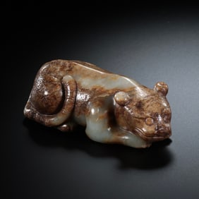 Jade beasts from Hetian, China, dating from the 2nd to 3rd centuries AD.