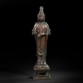 Standing Guanyin statues from the Liao Dynasty in China, dating from the 11th century or later.