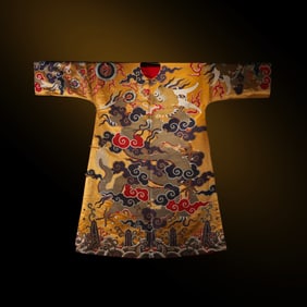 An Imperial Kesi Silk Dragon Robe (Jifu).Qing Dynasty, Qianlong–Jiaqing Period, 18th Century
