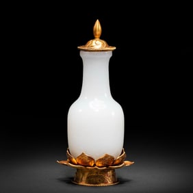A white jade vase inlaid with pure gold, dating from the Liao Dynasty (10th-11th centuries AD).