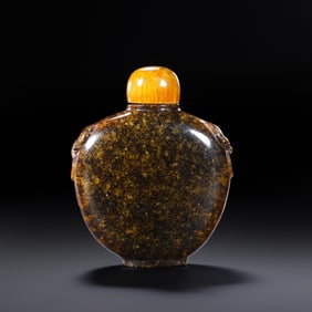18th-19th century, Chinese Qing Dynasty horn snuff bottle