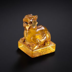 Chinese Han Dynasty Crystal Seal with Beast-Shaped Knob (1st-3rd century AD)