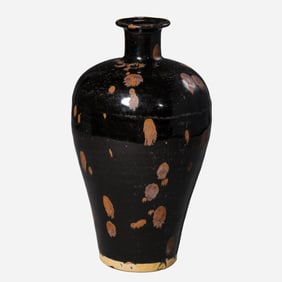 Black-glazed plum vase with iron-patterned decoration, dating from the Song Dynasty (10th-11th