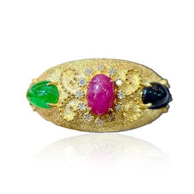 CGRL 18K Gold Diamond and Sapphire Ring