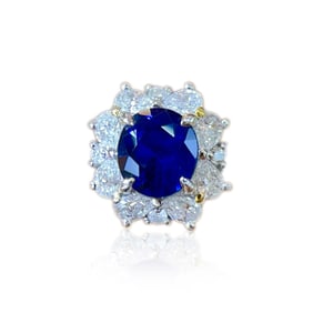 CGRL 18K Gold Diamond and Natural Sapphire Ring