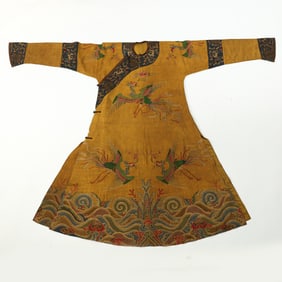 A MAGNIFICENT AND RARE IMPERIAL YELLOW-GROUND 'KESI' PHOENIX ROBE,JIFUQING DYNASTY, 19TH CENTURY