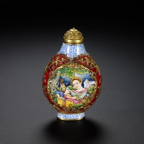 A RARE AND EXQUISITE IMPERIAL GILT-COPPER AND ENAMEL 'EUROPEAN SUBJECT' SNUFF BOTTLEMARK AND PERIOD