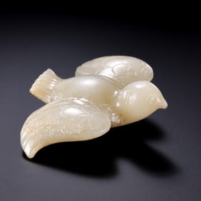 A RARE WHITE JADE FIGURE OF A 'SOARING BIRD'NEOLITHIC PERIOD TO WESTERN ZHOU DYNASTY (C. 2000–1000